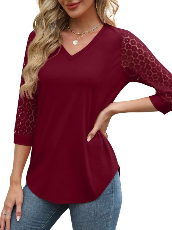 Delicate Women's Hollow Lace Loose V-Neck T-Shirt